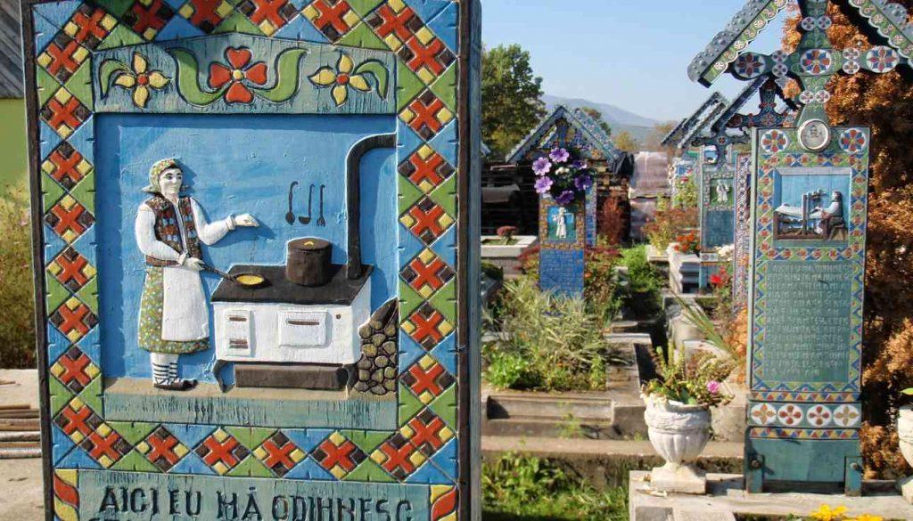 Πλάκα στο Χαρούμενο κοιμητήριο της Ρουμανίας